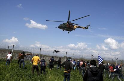 Varios helicópteros han sobrevolado el campo de refugiados de Idomeni.