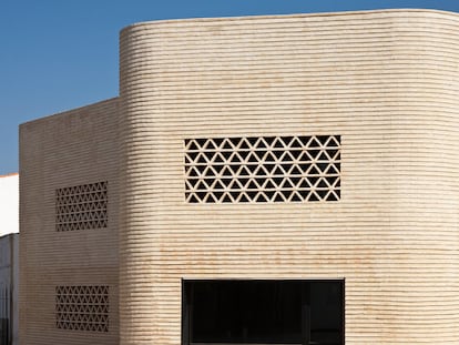 De bodega a biblioteca