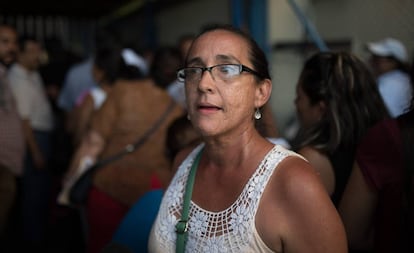 Georgina Rodríguez, en la Dirección de Migración, en Managua.