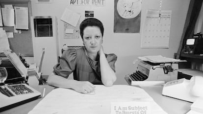 Norma McCorvey, alcunhada 'Jane Roe', em seu escritório em Dallas em 1985.