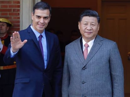 El presidente del Gobierno español, Pedro Sánchez, y el presidente de China, Xi Jinping