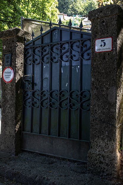Puerta de entrada actual a la casa donde vivió Stefan Zweig en Salzburgo.