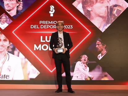 18/12/23 GALAAS 2023 GALA AS PREMIOAS PREMIOS AS DEL DEPORTE ENTREGA PREMIOS MODRIC