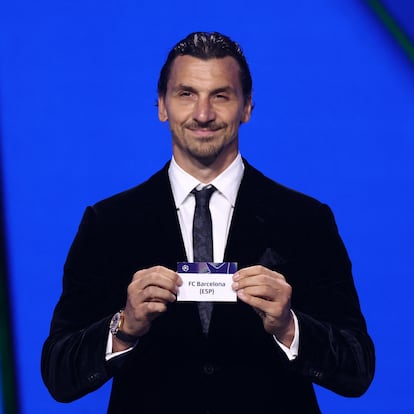 Soccer Football - UEFA Champions League Draw - Grimaldi Forum, Monaco - August 28, 2025 Former footballer Zlatan Ibrahimovic draws FC Barcelona REUTERS/Stephane Mahe