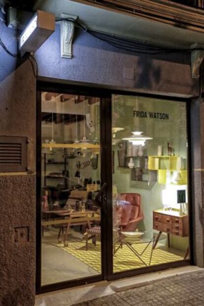 Tienda de muebles 'vintage' Frida Watson, en Carrer d'Anníbal.