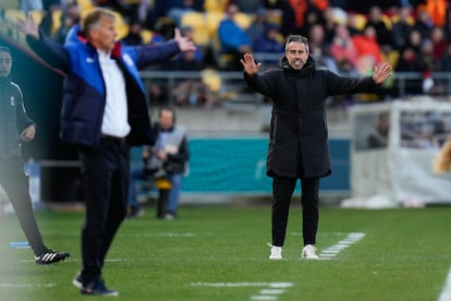 El entrenador de la selección de España, Jorge Vilda, durante la prórroga. 