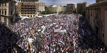 Padres y profesores de la concertada, en una manifestaci&oacute;n en Valencia el pasado 22 de mayo. 