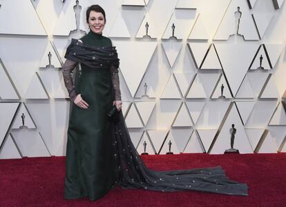 Olivia Colman, indicada a melhor atriz pelo papel em 'A Favorita'. Leva um vestido de Padra e joias de Chopard.