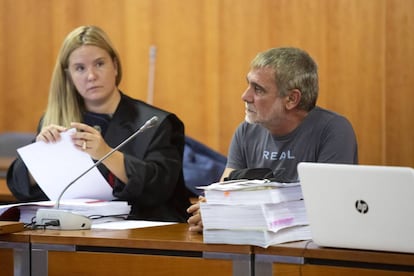 Manuel Alonso durante la primera sesión del juicio.