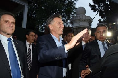 El futuro presidente de Argentina, Mauricio Macri, al salir de la Quinta de Olivos.