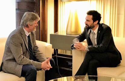 Albert Ginjaume (esquerre) amb Roger Torrent.