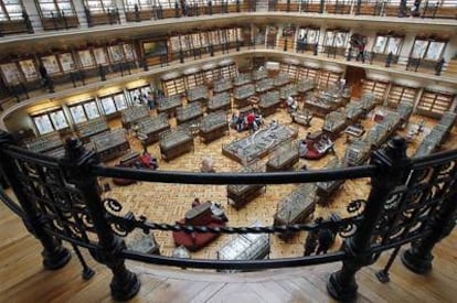 La sala central del Museo Geominero, situado en la calle de Ríos Rosas.