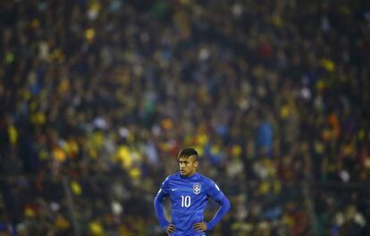 Neymar en el Estadio Monumental