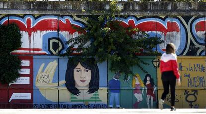 Grafiti contra las agresiones sexuales en Sevilla.