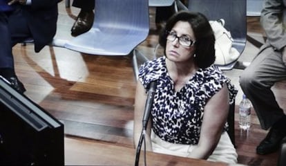 María Rosa Jimeno, mujer del principal acusado del <i>Caso Malaya</i>, durante su declaración en el juicio que se sigue por esta causa.