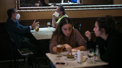 Interior de un bar en Barcelona el pasado 18 de diciembre.