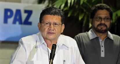 "Pablo Catatumbo" habla en nombre de las FARC en La Habana. / A. E. (EFE)