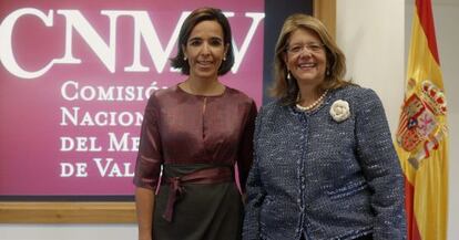 La presidenta de la CNMV, Elvira Rodríguez, y la vicepresidenta, Lourdes Centeno.
