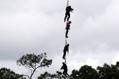 Soldados hondureños participaban este miércoles en un ejercicio de rescate de rehenes.

