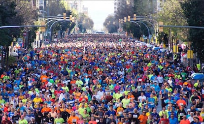 Els corredors a la capçalera de la cursa, a Barcelona.