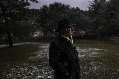 Carlos Saura, en su casa en Collado Mediano.