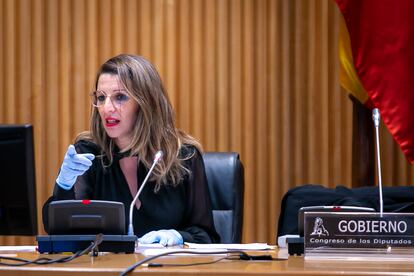 La ministra de Trabajo y Economía Social, Yolanda Díaz, durante su comparecencia en la Comisión de Trabajo, Inclusión, Seguridad Social y Migraciones el 21 de abril.