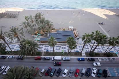 Vista desde arriba de las obras en el chiringuito 'Sicsu', en la playa La Malagueta, en mayo de 2025.
