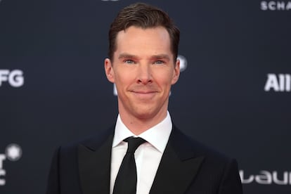 Benedict Cumberbatch – Cuando fue preguntado sobre los rigores de dieta y entrenamiento que tuvo que afrontar para dar vida al superhéroe de Marvel Doctor Strange, el londinense presumió de no haber necesitado otra cosa que su dieta basada en el consumo de vegetales. Tanto es así que el célebre grupo animalista PETA lo nombró ‘vegano más guapo del mundo’ en 2018.