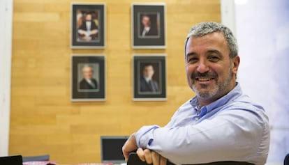 Collboni, el dimarts passat en el seu despatx de la planta noble de l'Ajuntament barceloní.
