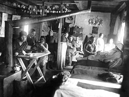 Prisioneros en el gulag de Vorkuta, uno de los mayores campos de trabajo de la Unión Soviética, en 1945.