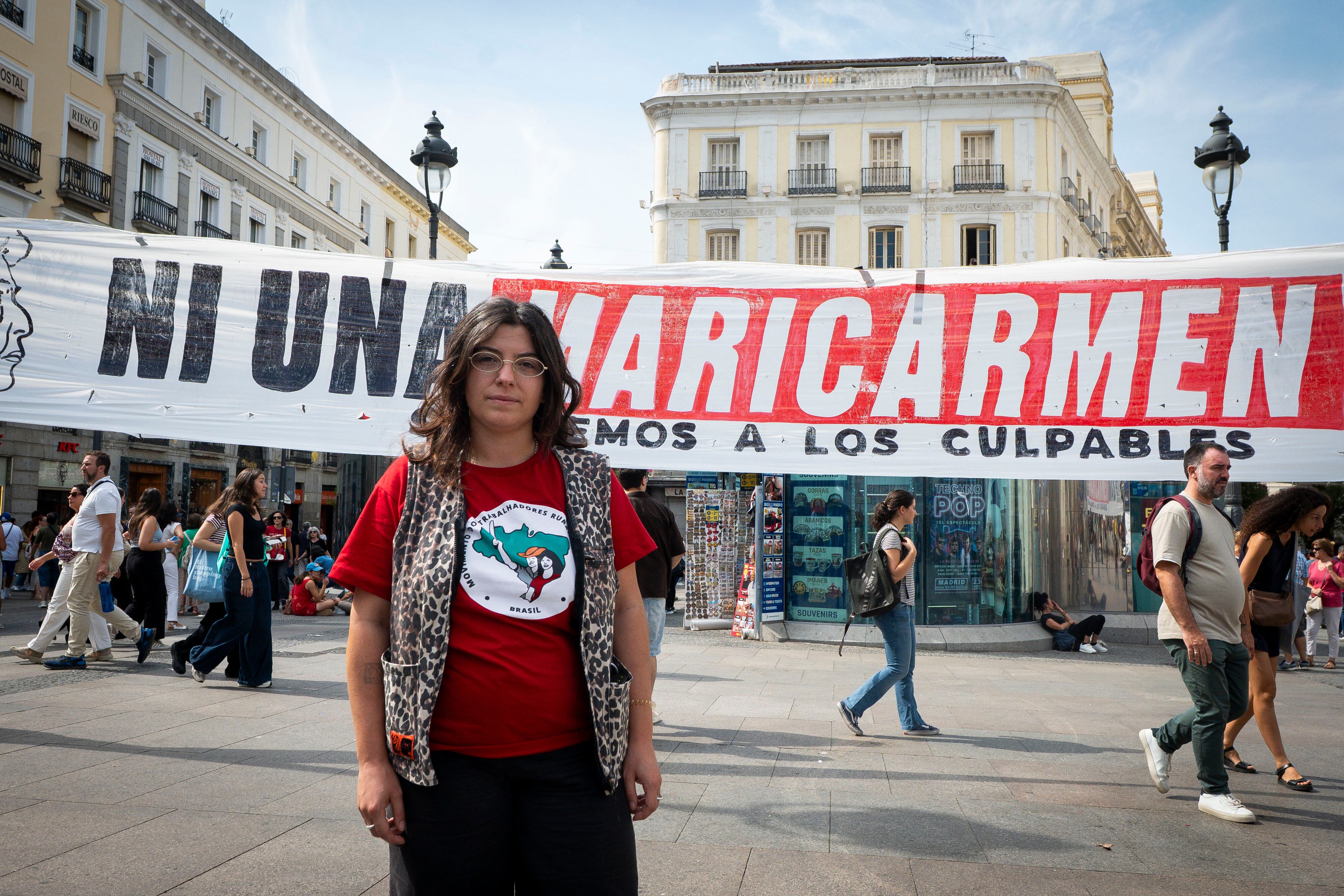 Teresa Mamede, del Sindicato de Inquilinas de Lisboa, en la acampada de la Puerta del Sol el 27 de septiembre de 2026. 