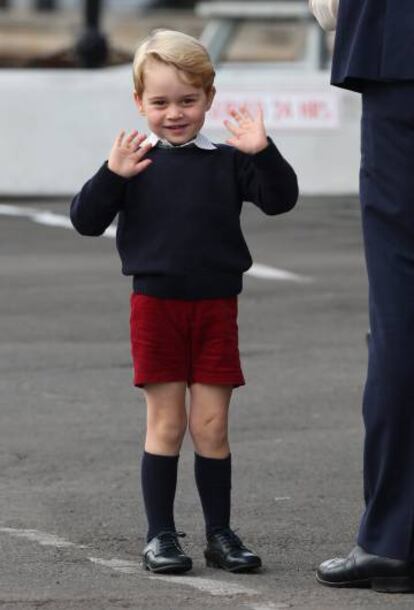 O príncipe George despedindo-se do Canadá no último dia 2 de outubro.