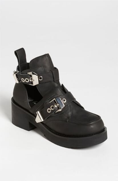 Botines de Jeffrey Campbell (161 euros).