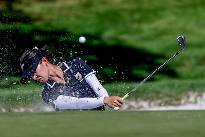 Lydia Ko de Nueva Zelanda durante la segunda ronda de stroke play individual femenino de la competición de golf.