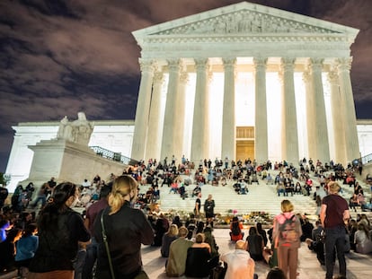 Concentración a las puertas del Supremo en Washington por la muerte de la juez progresista Ruth Bader Ginsburg.