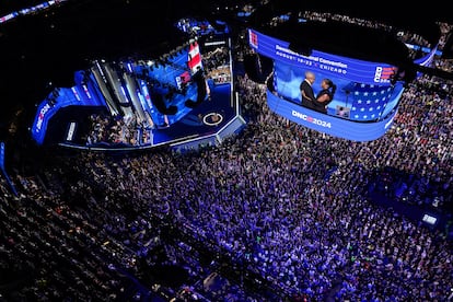 Ambiente de la convención demócrata con la intervención de Barack Obama y Michelle Obama.