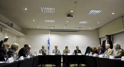 Tabaré Vázquez presenta a su gabinete en Montevideo