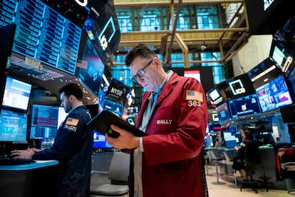 Operadores en la Bolsa de Nueva York.