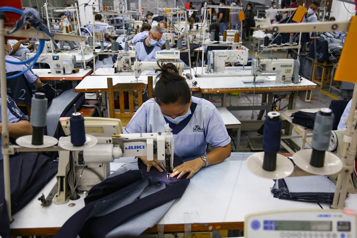 Colombia's fashion battle: Garment makers prevail over yarn industry in bid to survive Shein and Temu