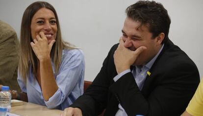 Míriam Nogueras y David Bonvehí en la reunión de este lunes.