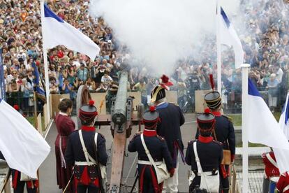 El tradicional cañonazo ilumina San Sebastián