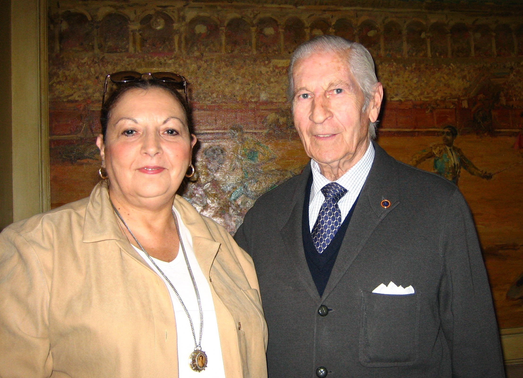 Muriel Feiner, la autora, y Angel Luis Bienvenida, en una imagen fechada en 2005.