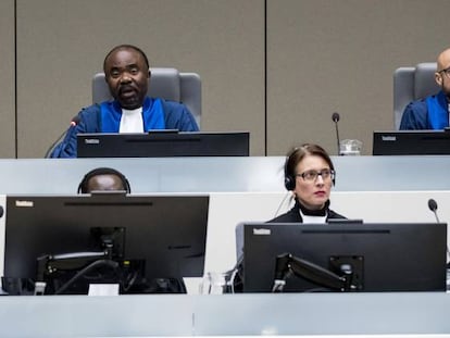 Algunos de los jueces de la CPI, el pasado viernes en su sede de La Haya.