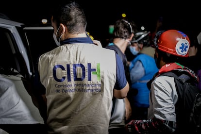 Un representante de la CIDH durante manifestaciones en Colombia, en una imagen de archivo.