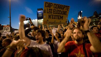 Cassolada a la plaça Catalunya, el maig del 2011.