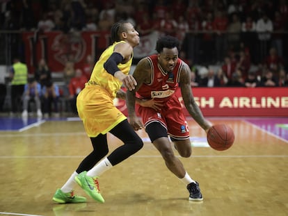 Joe Thomasson (izquierda) y Antonio Blakeney
