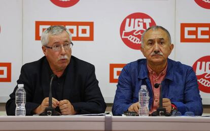 Los secretarios generales de UGT, Pepe Álvarez y de CCOO, Ignacio Fernández Toxo.