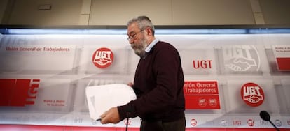 El secretario general de UGT, Cándido Méndez, durante la rueda de prensa
