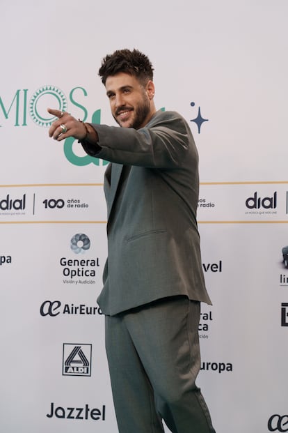 El cantante Antonio José, que se hizo conocido al alzarse como ganador de la tercera edición del concurso 'La Voz', en 2015, es otro de los galardonados en los Premios Dial.