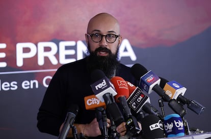 Carlos Carrillo, director de la UNGRD, habla durante una rueda de prensa es martes, en Bogotá (Colombia). 